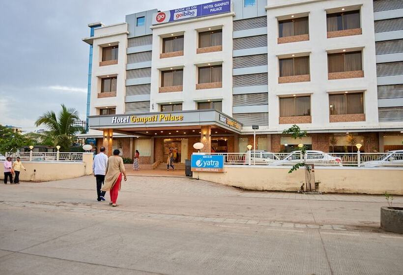 호텔 Ganpati Palace Shirdi Newly Renovated