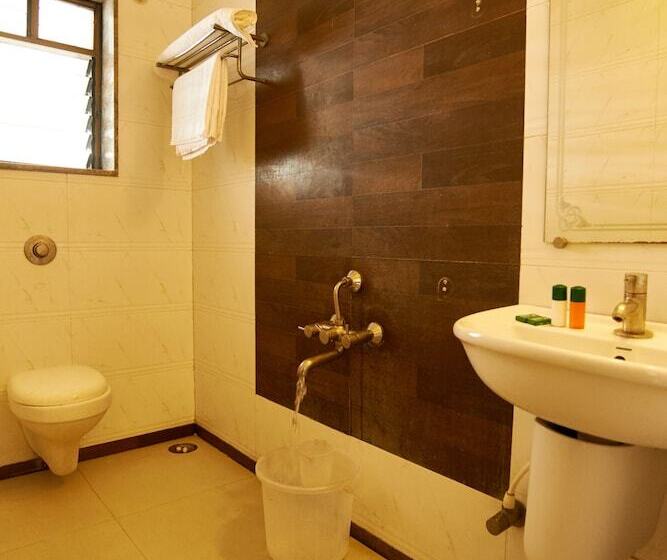 호텔 Ganpati Palace Shirdi Newly Renovated