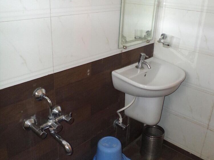 호텔 Ganpati Palace Shirdi Newly Renovated