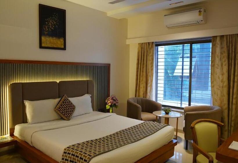 호텔 Ganpati Palace Shirdi Newly Renovated