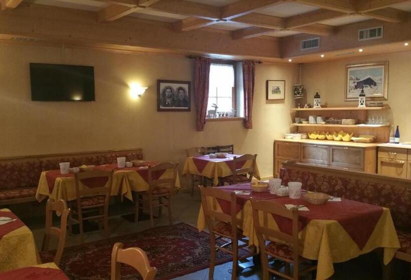 酒店 Garni Baita Cecilia