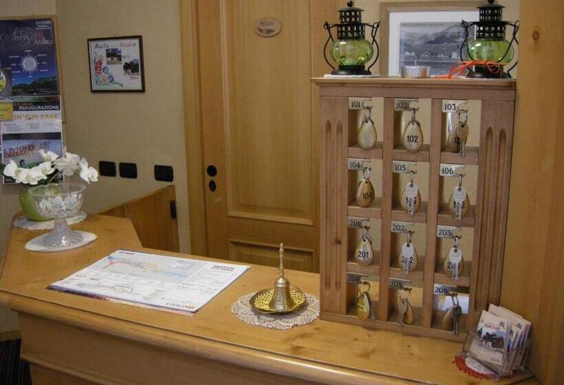 酒店 Garni Baita Cecilia