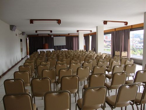 호텔 Geranium Blue Tower