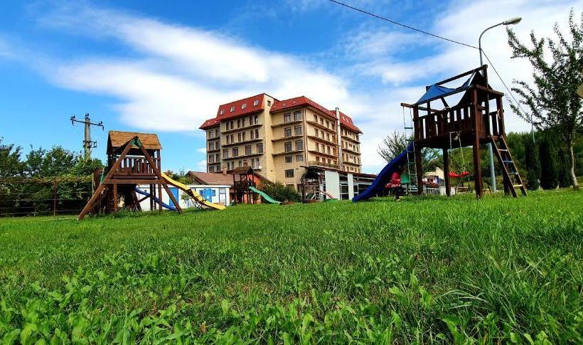 فندق Grand Perla Ciucasului