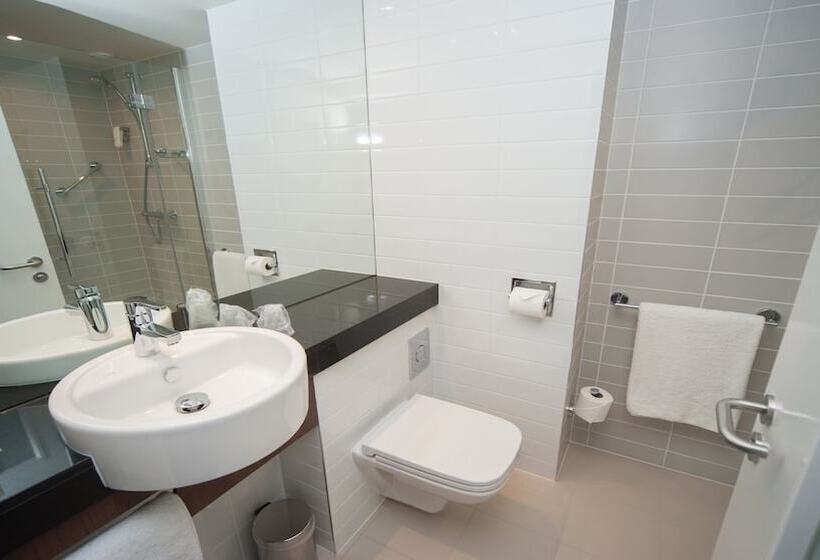 בית מלון כפרי Holiday Inn Express Aberdeen Airport By Ihg