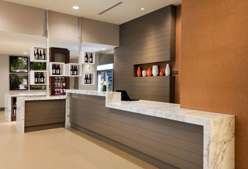 Отель Hyatt Place Charleston Historic District