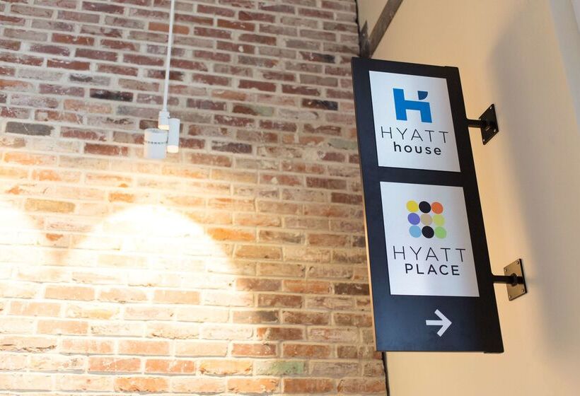 Отель Hyatt Place Charleston Historic District
