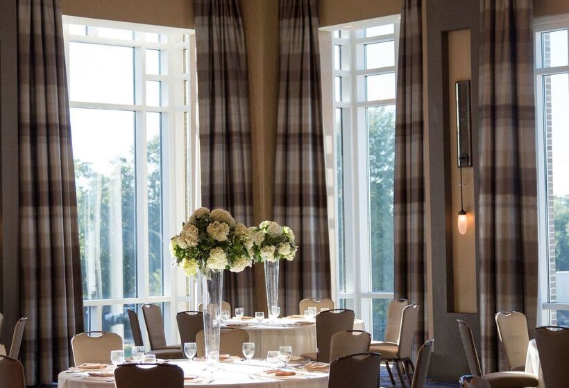 Отель Hyatt Place Charleston Historic District