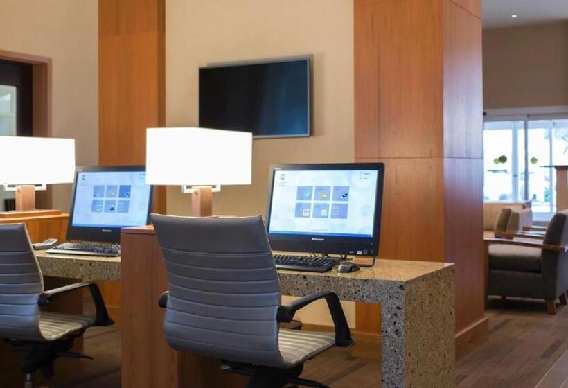 Отель Hyatt Place Charleston Historic District