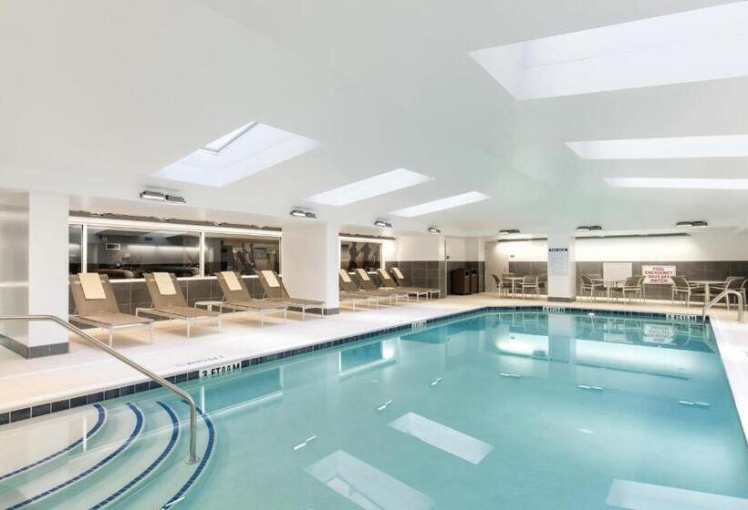 Отель Hyatt Place Charleston Historic District