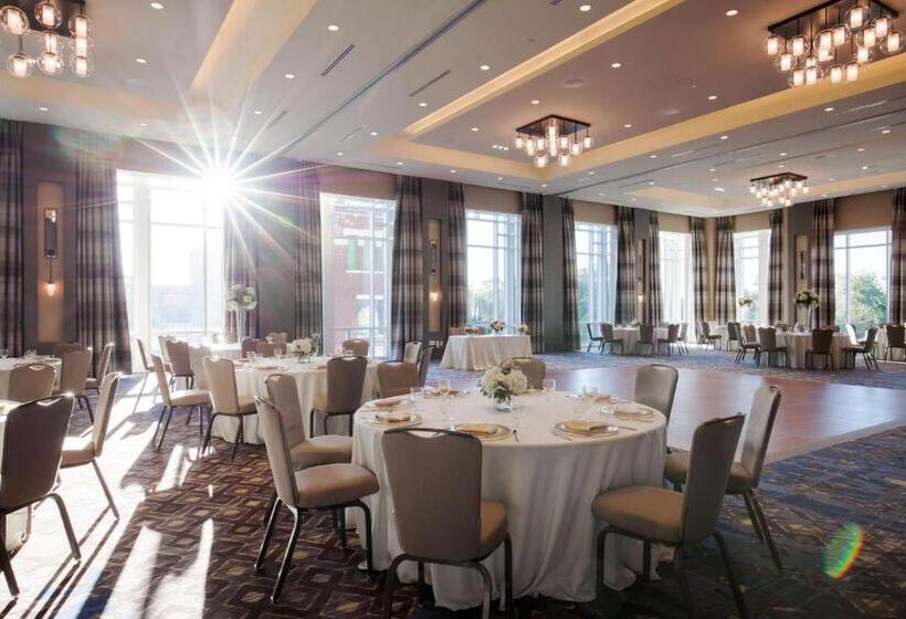 Отель Hyatt Place Charleston Historic District