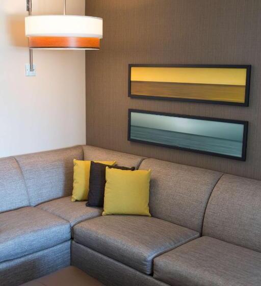 Отель Hyatt Place Charleston Historic District