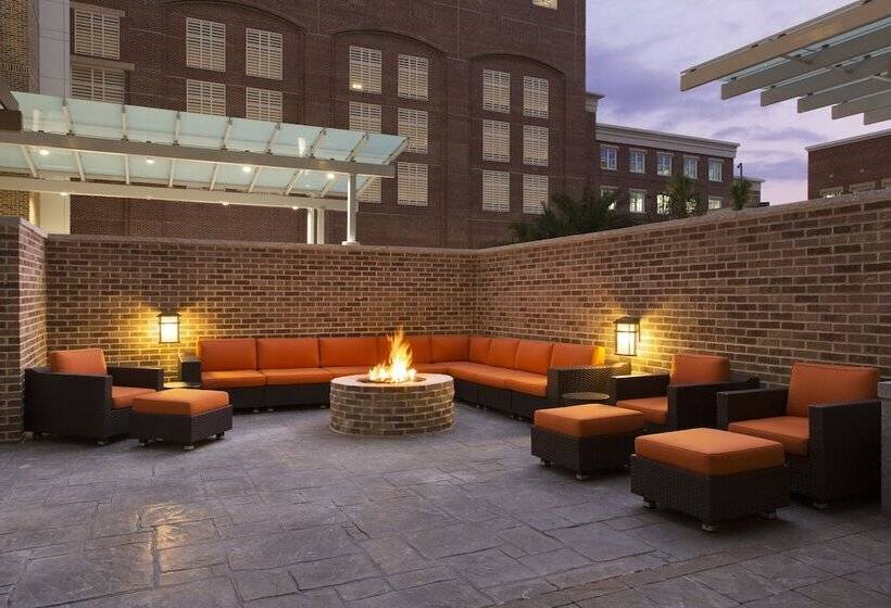 Отель Hyatt Place Charleston Historic District