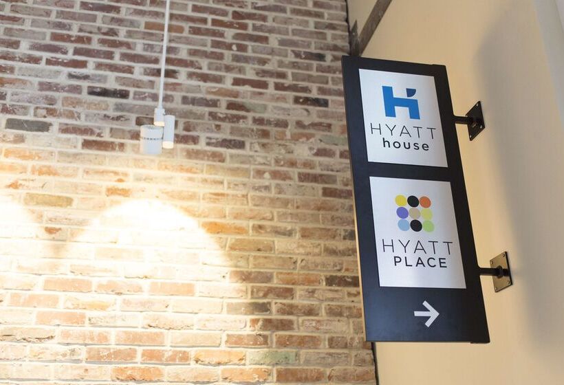 Отель Hyatt Place Charleston Historic District