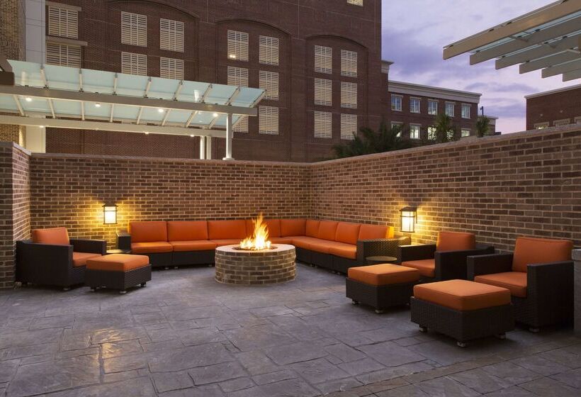 Отель Hyatt Place Charleston Historic District