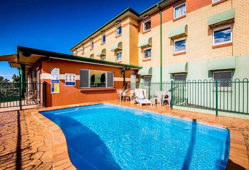 هتل Ibis Budget Dubbo
