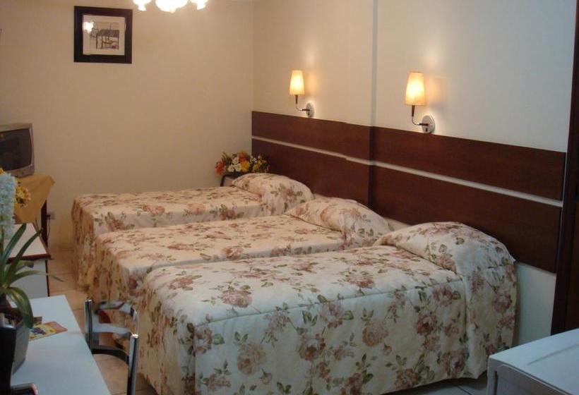 فندق Internacional