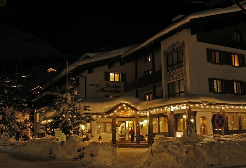 هتل Jagdhaus Monzabon