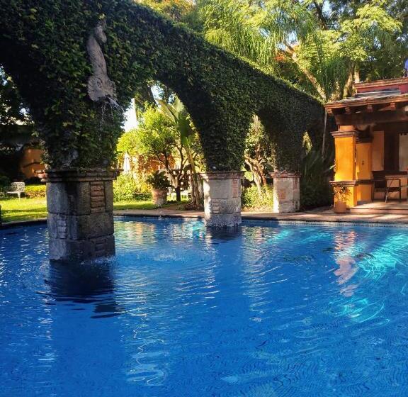 ホテル La Joyita Cuernavaca