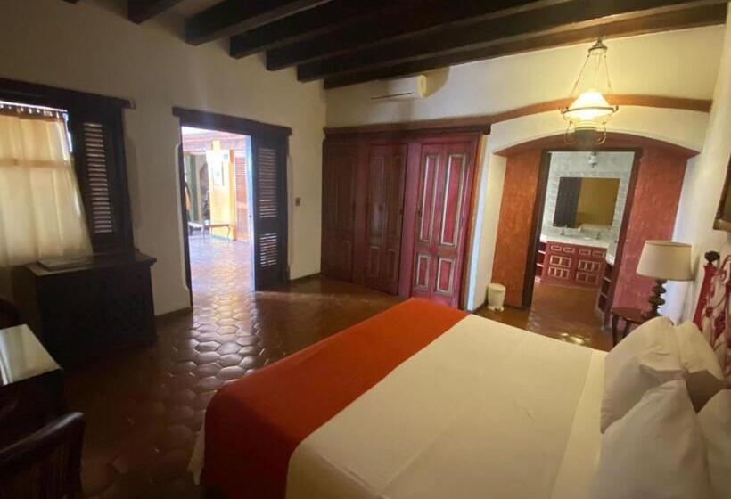 ホテル La Joyita Cuernavaca