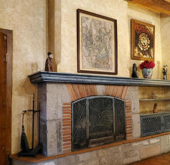 ホテル La Joyita Cuernavaca