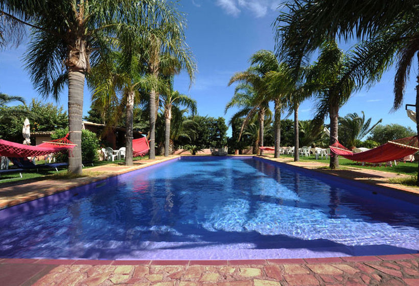 Отель B&b Petrara Resort