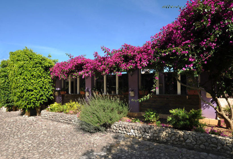 Отель B&b Petrara Resort