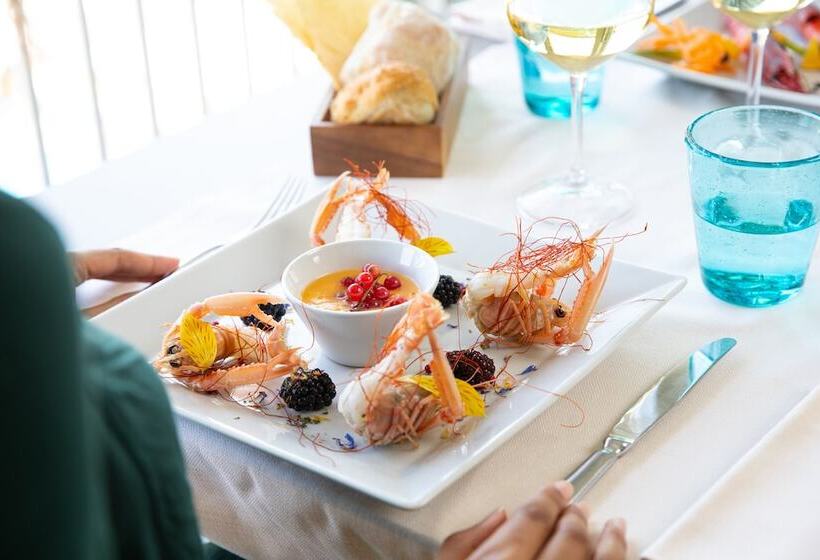 Lu  Hotel Maladroxia