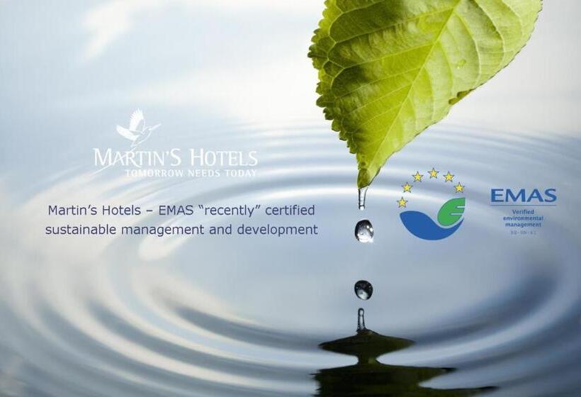 Отель Martin's Manoir