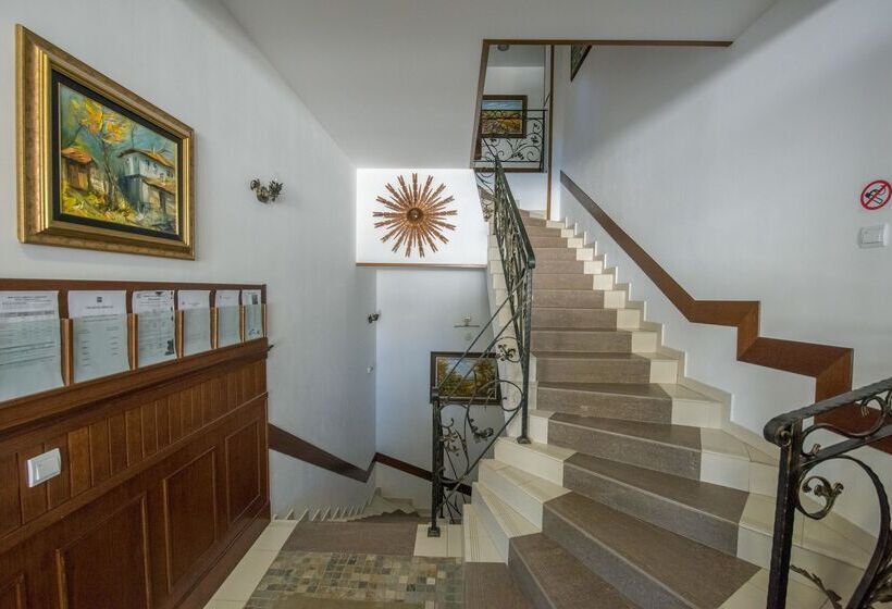 Mpm Family Hotel Merryan