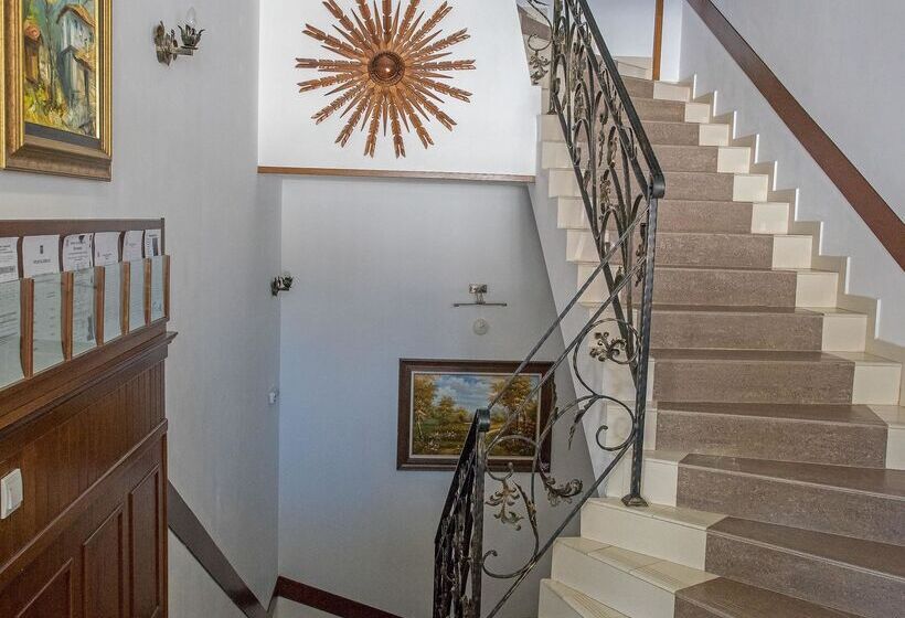 Mpm Family Hotel Merryan