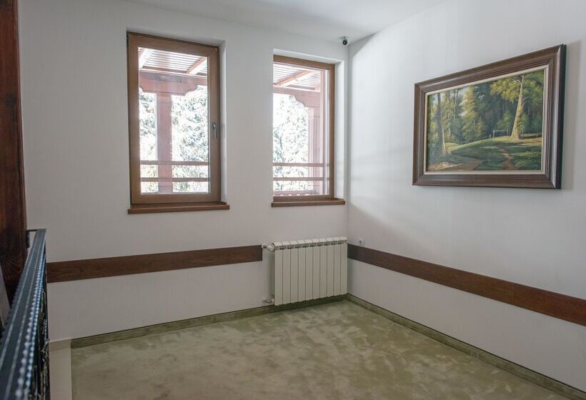 Mpm Family Hotel Merryan