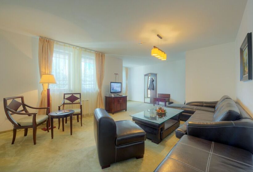 Mpm Family Hotel Merryan