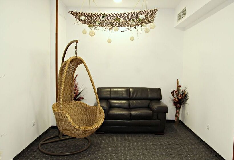 Mpm Family Hotel Merryan