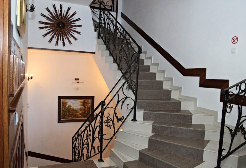 Mpm Family Hotel Merryan