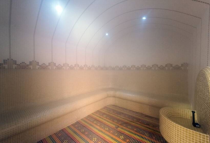 Mpm Family Hotel Merryan