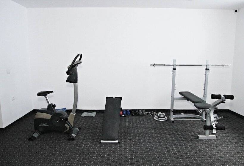 Mpm Family Hotel Merryan