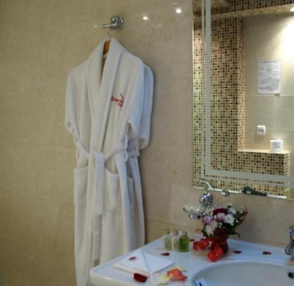 هتل Optima Deluxe Kryvyi Rih