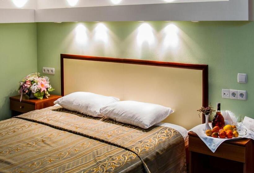 هتل Optima Deluxe Kryvyi Rih