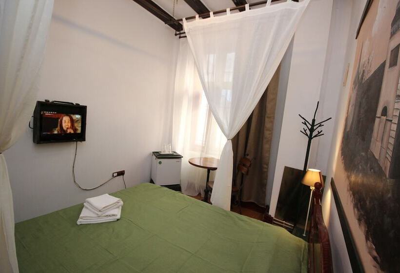 فندق Pension Noemi