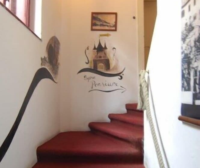 בית מלון כפרי Pension Noemi