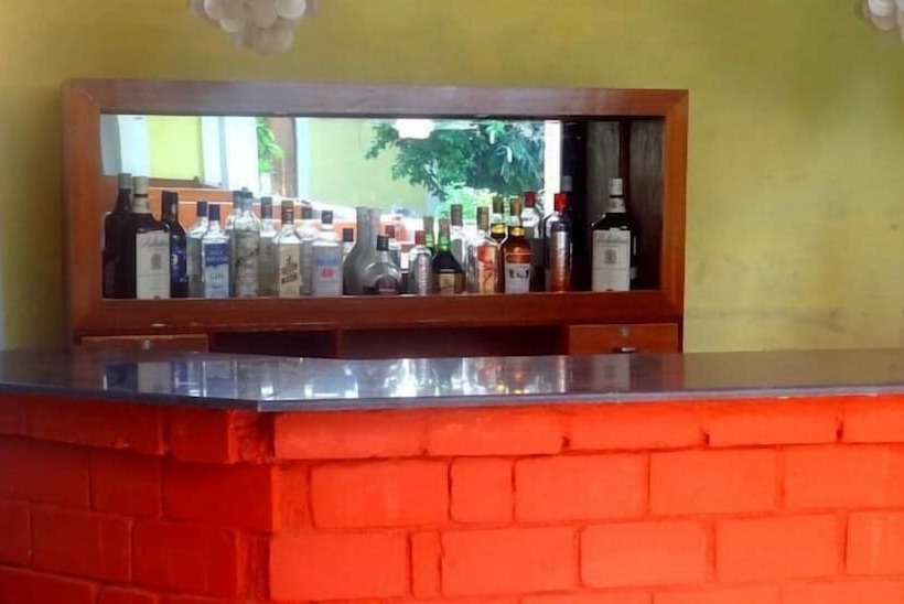 ホテル Poonam Village Resort