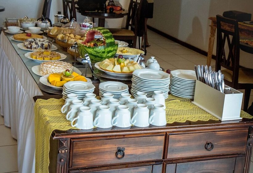 Отель Porto Dos Casais Guest House Itacare