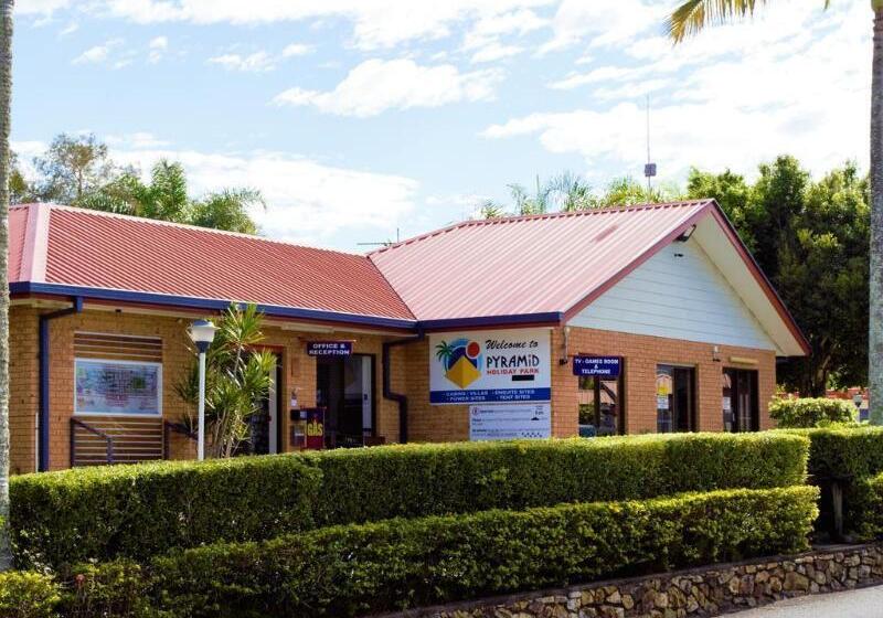 בית מלון כפרי Pyramid Holiday Park
