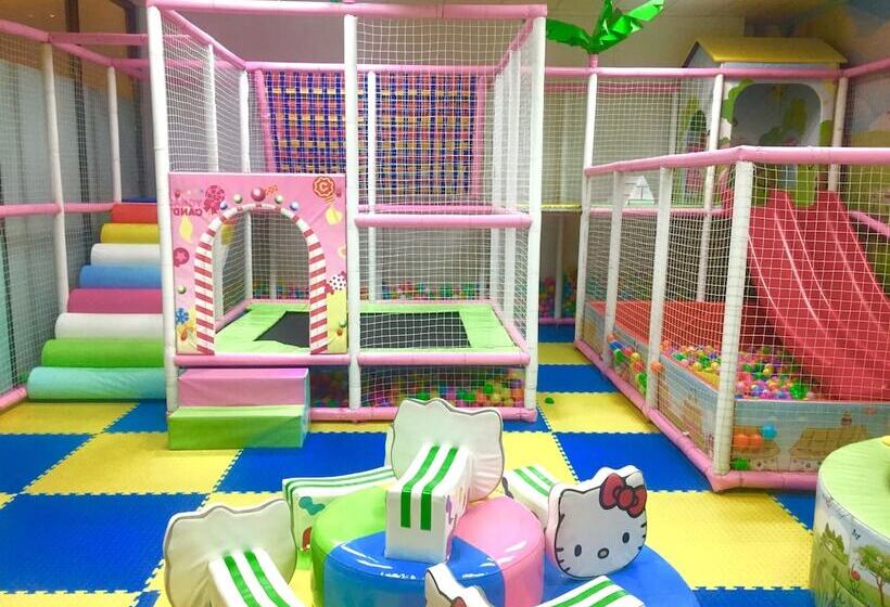 ホテル Sheraton Langfang Chaobai River