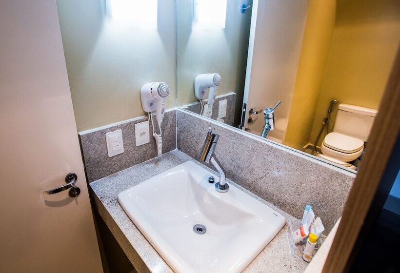 فندق Slim Cuiabá Aeroporto