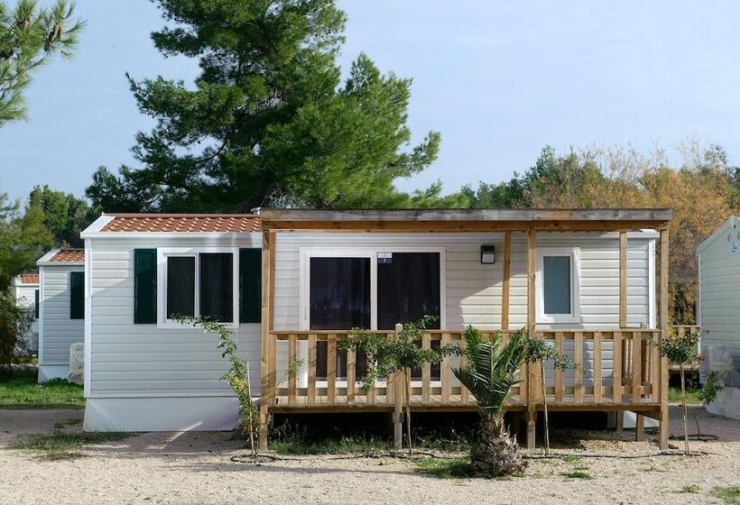 호텔 Amadria Park Camping Sibenik Mobile Homes