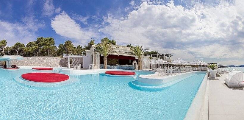 호텔 Amadria Park Camping Sibenik Mobile Homes