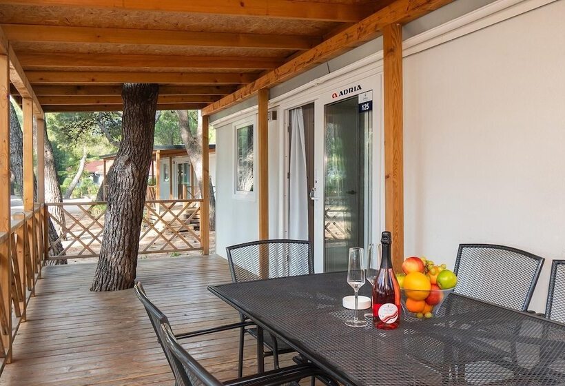 호텔 Amadria Park Camping Sibenik Mobile Homes