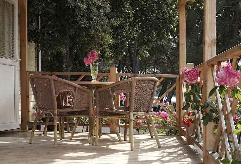 호텔 Amadria Park Camping Sibenik Mobile Homes